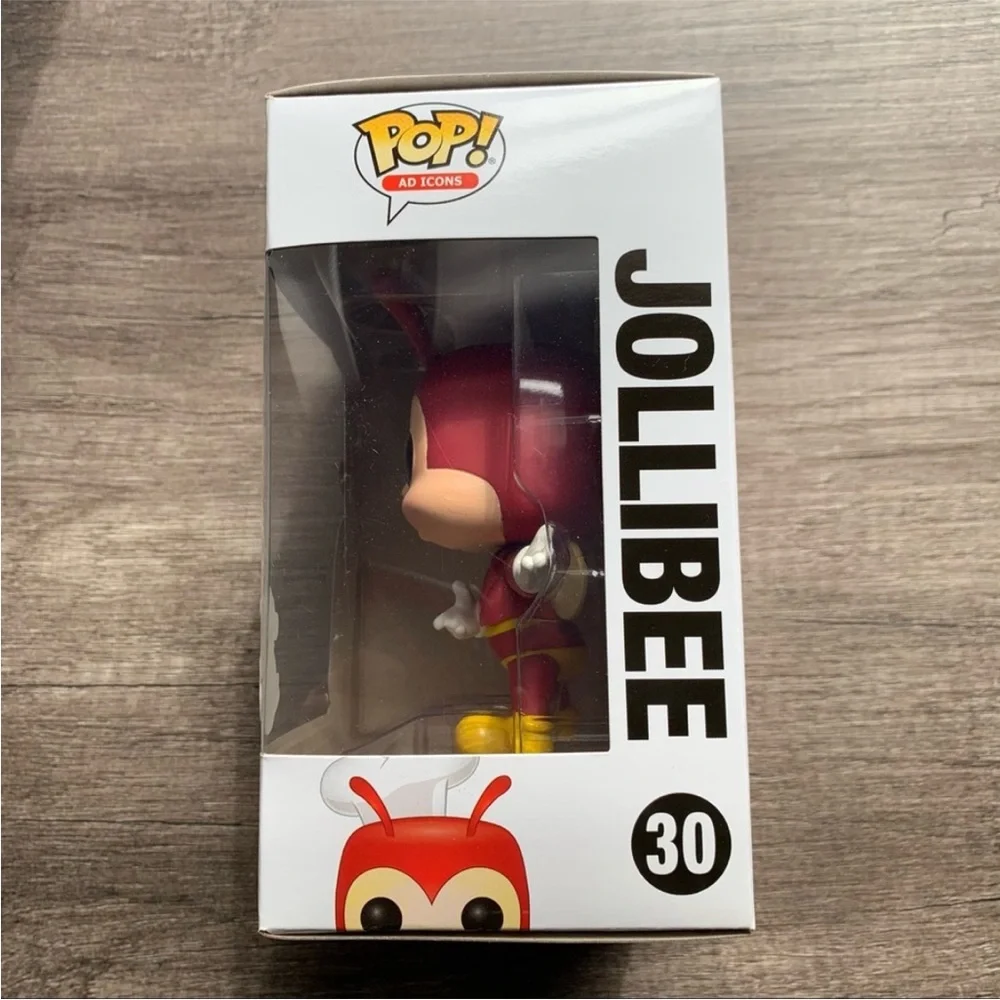 Jollibee Funko Pop Vinyl Figure #30 In protector. - Picture 3 of 9